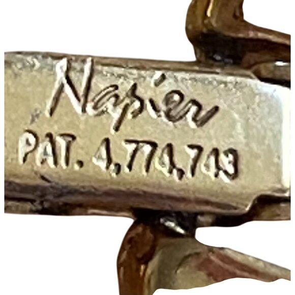 Vintage Napier Gold-Tone Linked Necklace - Picture 5 of 8